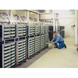 Incubator vertical FIAP cu 16 compartimente # 1445 Incubator vertical FIAP cu 16 compartimente # 1445